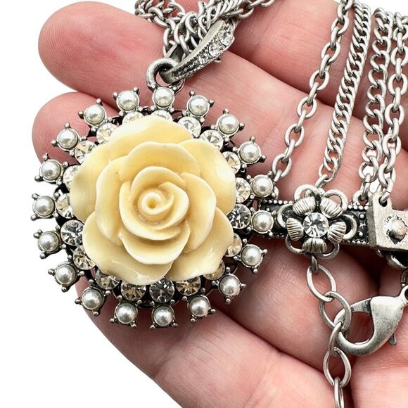 Sweet Romance Womens Necklace Silver Tone Interchangeable Pendant Flowers - Picture 3 of 5